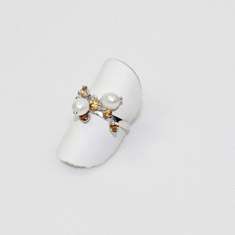 Anello con perle
