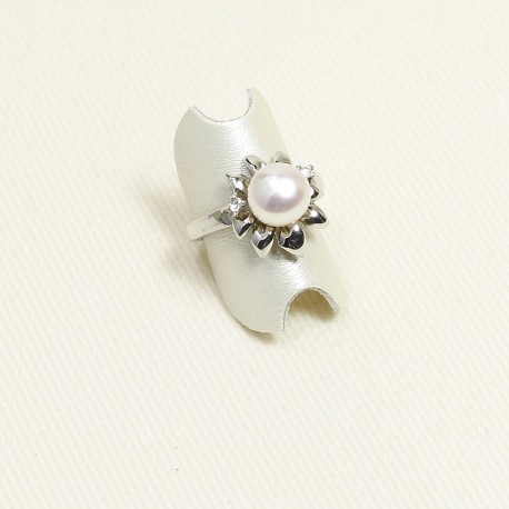 Anello perla