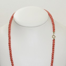 Sciacca coral necklace