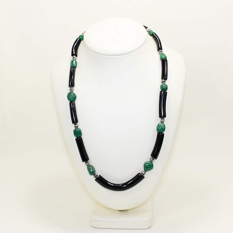 Collana tronchetti