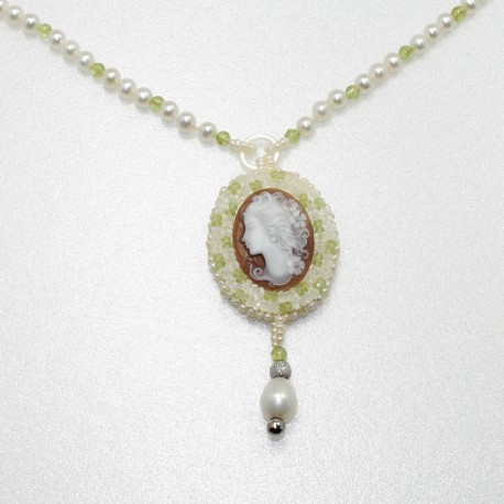 Collana con cammeo