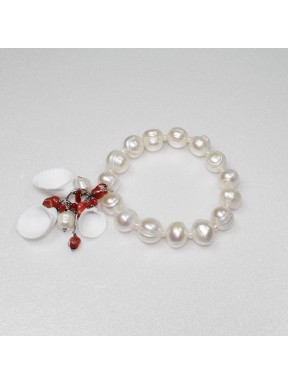 Bracelet with pearls